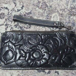 Patricia Nash Wristlet